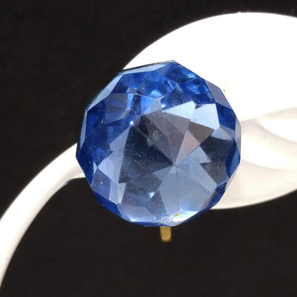 Vintage Blue Crystal Seamed Glass Earrings, Screw Backs, 1940s Jewelry - Picture 3 of 10